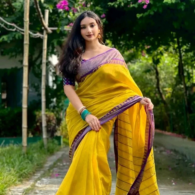 পিওর আড়ং কটন নকশী পাইর শাড়ি (Running ব্লাউজ সহ)