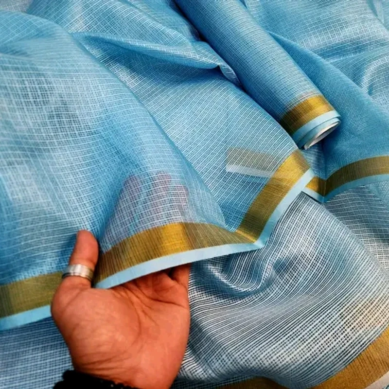 💙 স্কাই ব্লু ইন্ডিয়ান কোটা শাড়ি – হালকা, আরামদায়ক ও ট্রেন্ডি! মাত্র ১৬০০ টাকায়! - Image 3