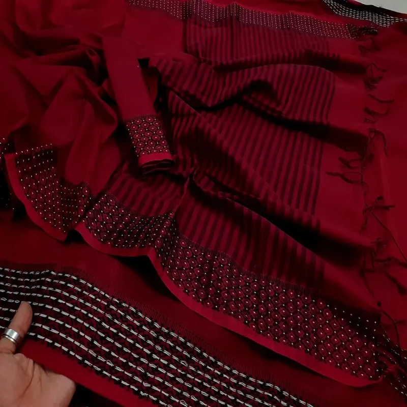 আড়ং কটন নকশি পাড় শাড়ি - Image 8