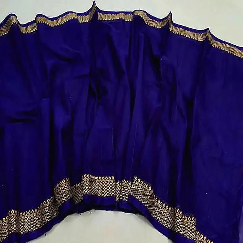 হাফ সিল্ক নকশি পাড় শাড়ি - Image 4