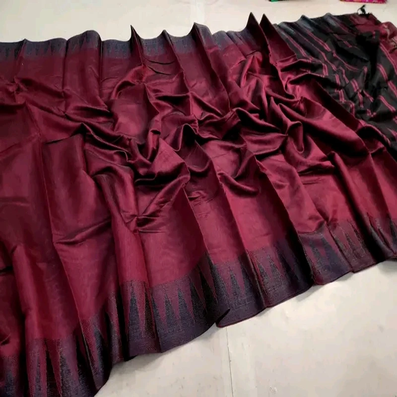 হাফ সিল্ক টেম্পল পাড় শাড়ি