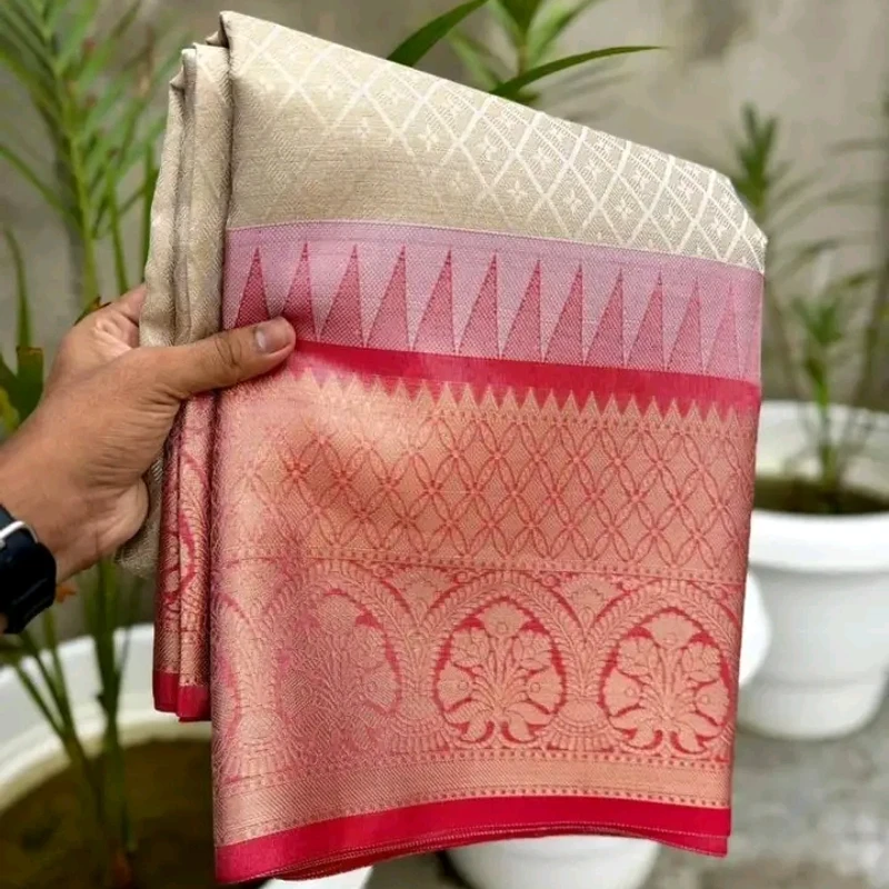 ঈদ স্পেশাল ডিজাইনার ফেন্সি ব্রাইডাল শাড়ি – সিলভার ও রেড কম্বিনেশন - Image 5