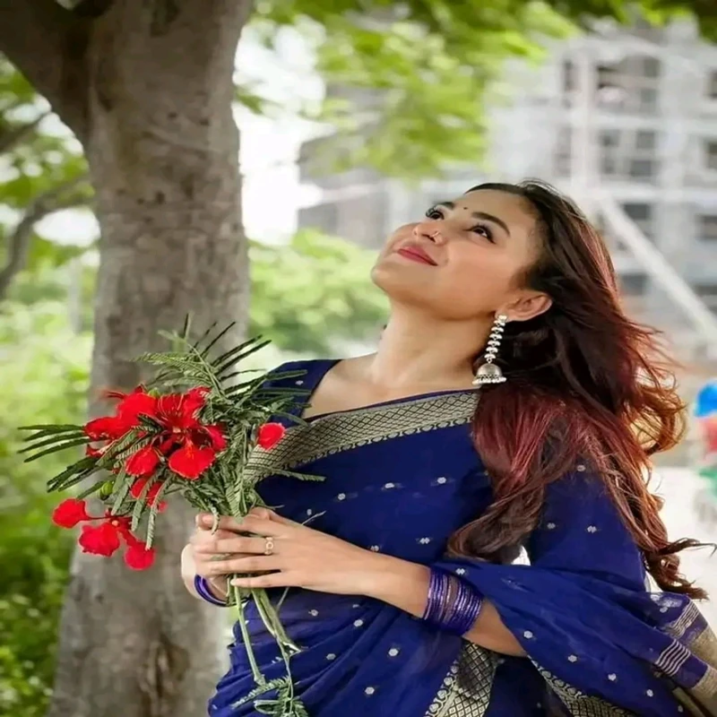 পিওর আড়ংয়ের কটন নকশি পাড় শাড়ি - Image 4