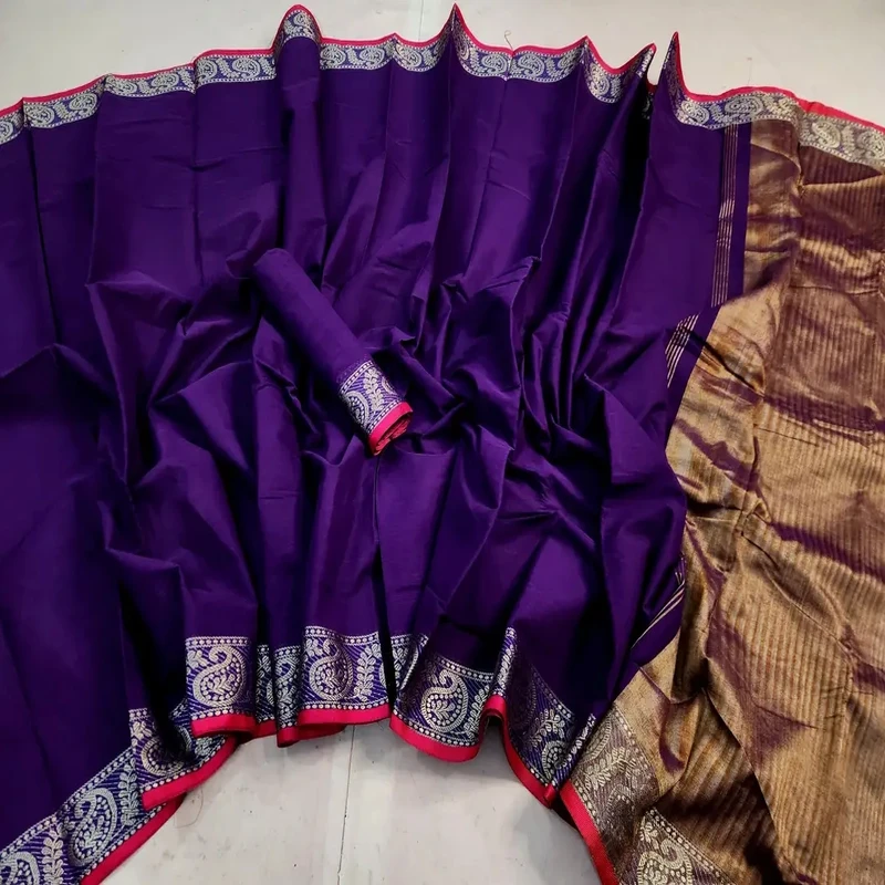 আড়ং কটন নকশি পাড় শাড়ি - Image 4