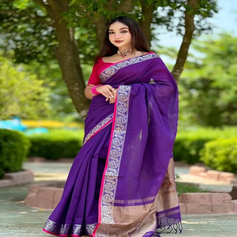 আড়ং কটন নকশি পাড় শাড়ি - Image 3