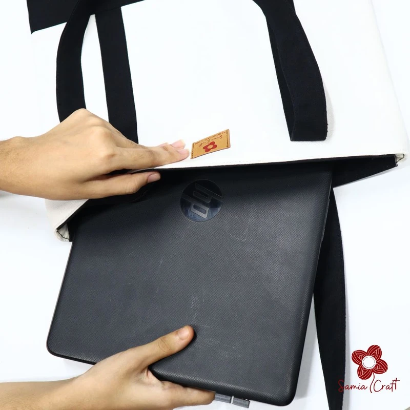 Black and White Fresh Design Shoulder - Image 5