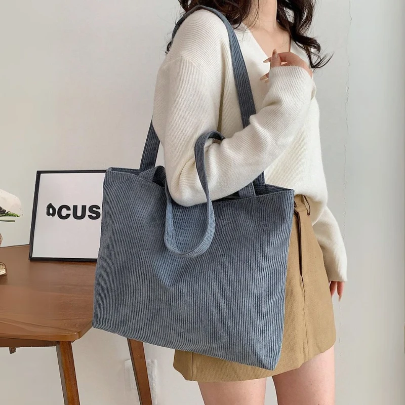 Grey Colorful Chain Tote Bag Set Casual Stylish - Image 3
