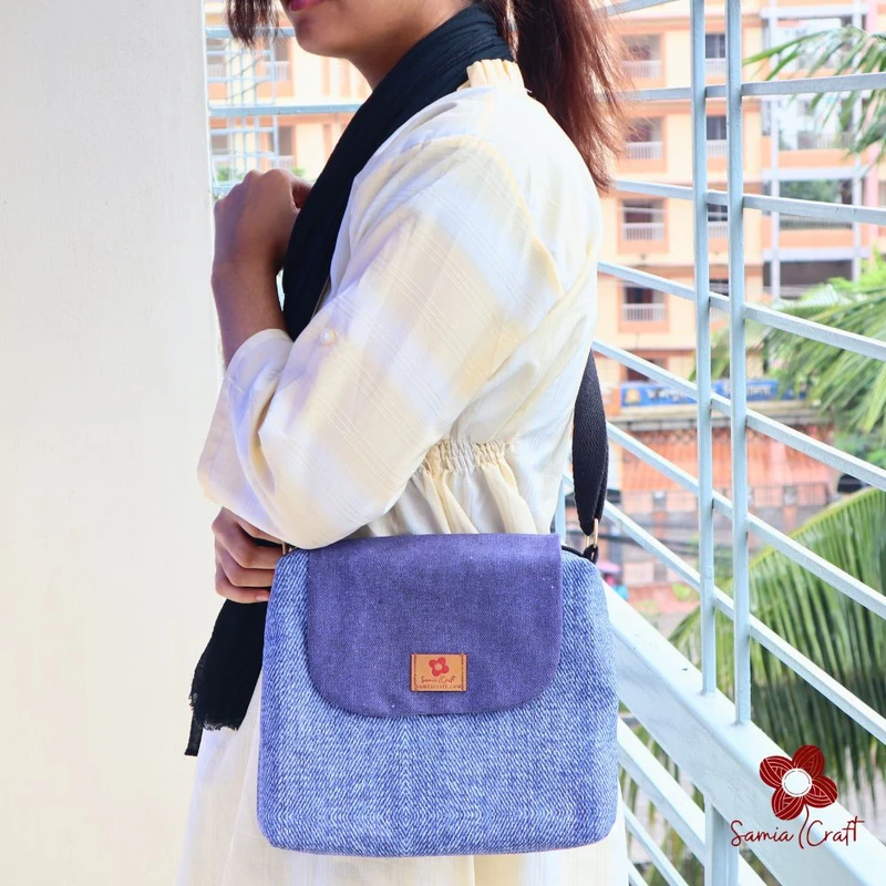 Blue Minimalist Design Women's Cross Bag