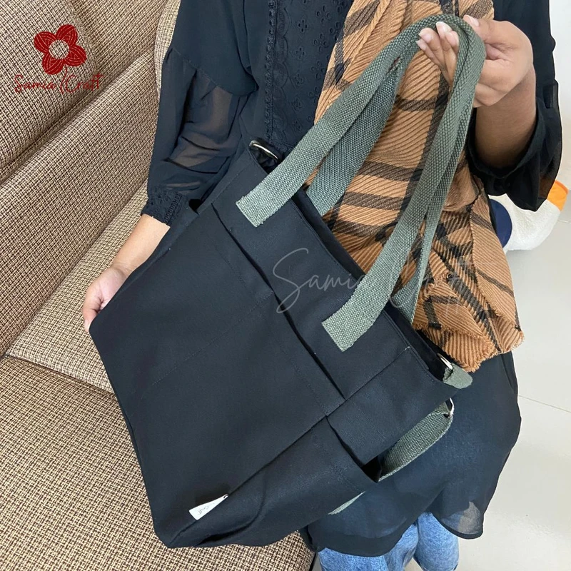 Black Color Large Shoulder Bag With Long Strap - Image 4