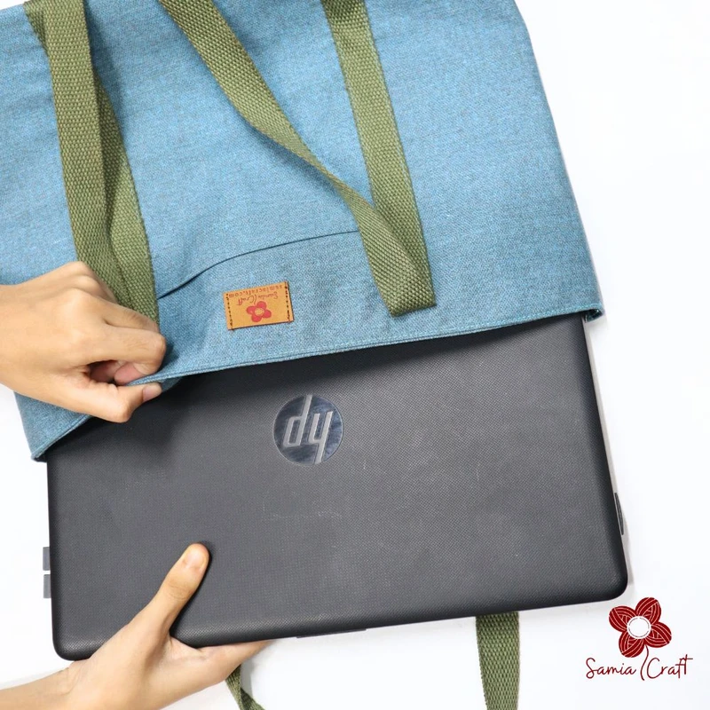 Blue With Green Strap Canvas Shoulder Bag - Image 3