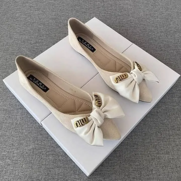 𝐋𝐨𝐚𝐟𝐞𝐫 𝐅𝐥𝐚𝐭𝐬