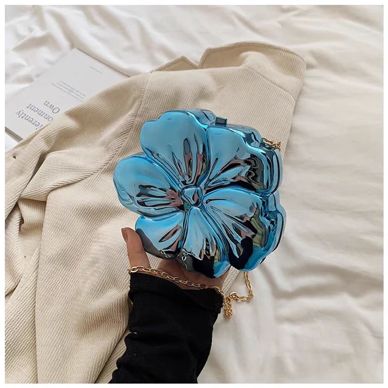 Cross body - Image 3