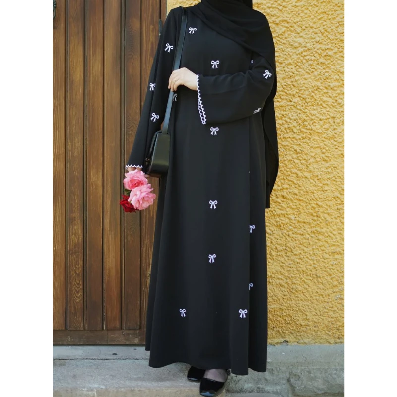 Embroidery-Abaya-2