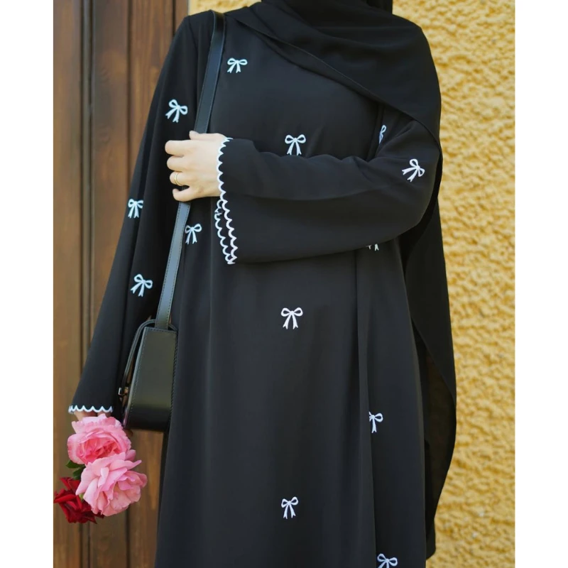 Embroidery-Abaya-2