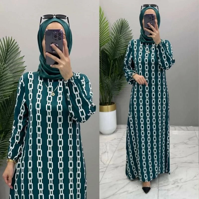 Chain pattern print Abaya - Image 4