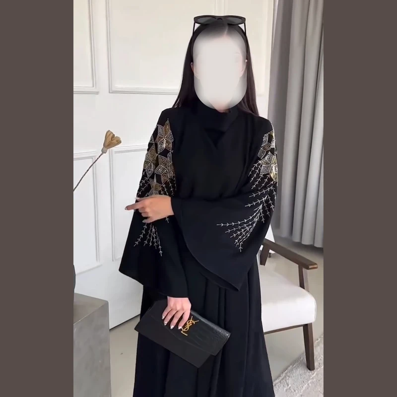 Classy Emboidary Abaya