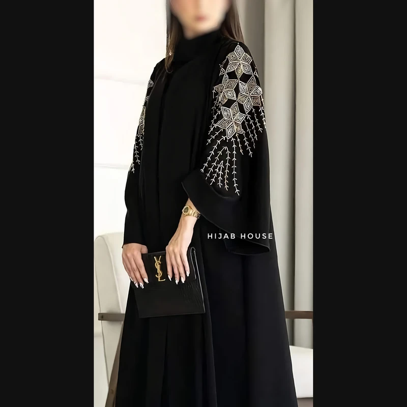 Classy Emboidary Abaya - Image 3