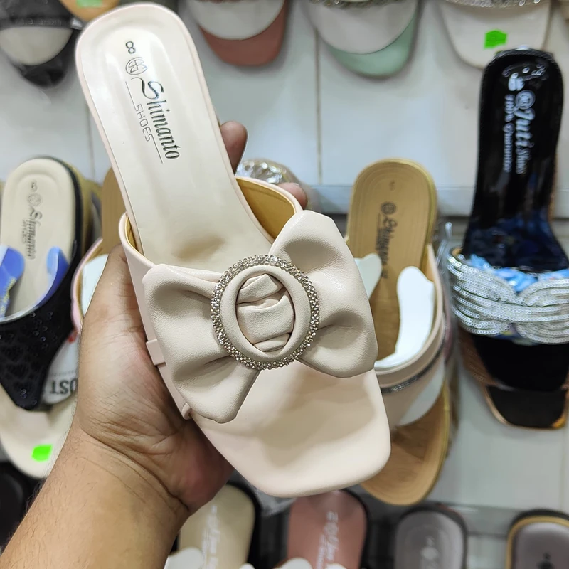 LADIES BOX HEELED SANDAL - Image 3