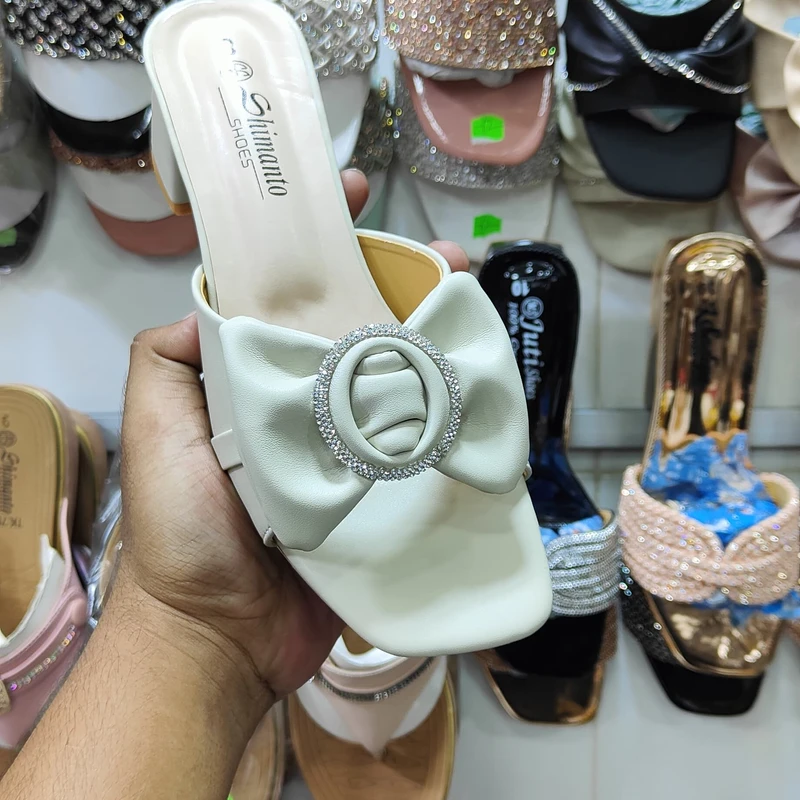 LADIES BOX HEELED SANDAL - Image 4