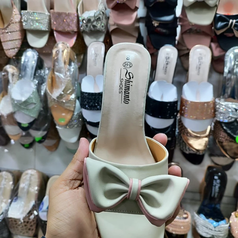 LADIES BUTTERFLY HILL - Image 4