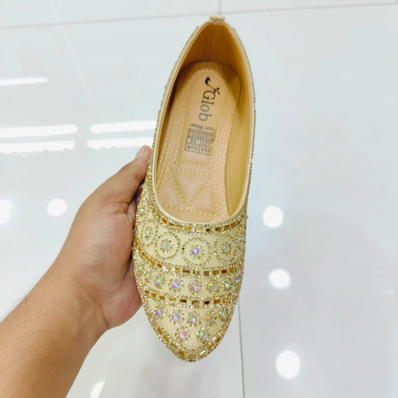 Ladies PU Flat Pumpy - Image 3