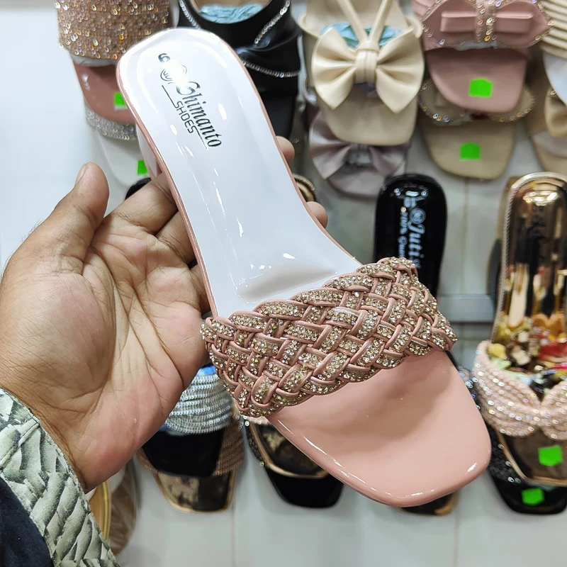 LADIES HEEL - Image 4