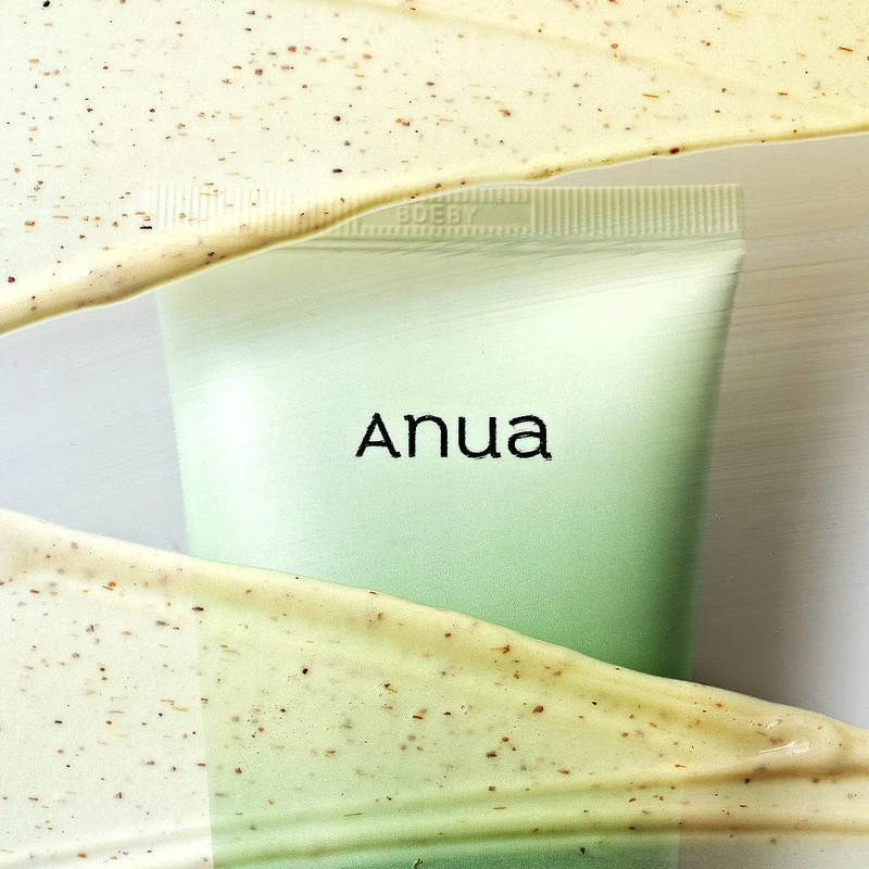 Anua Heartleaf Quercetinol Pore Deep Cleansing Foam - Image 3
