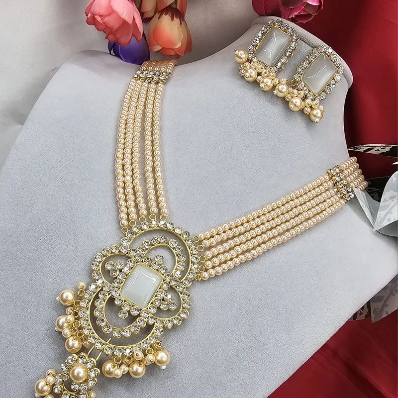 Unique Pearl & Stone Set - Image 4