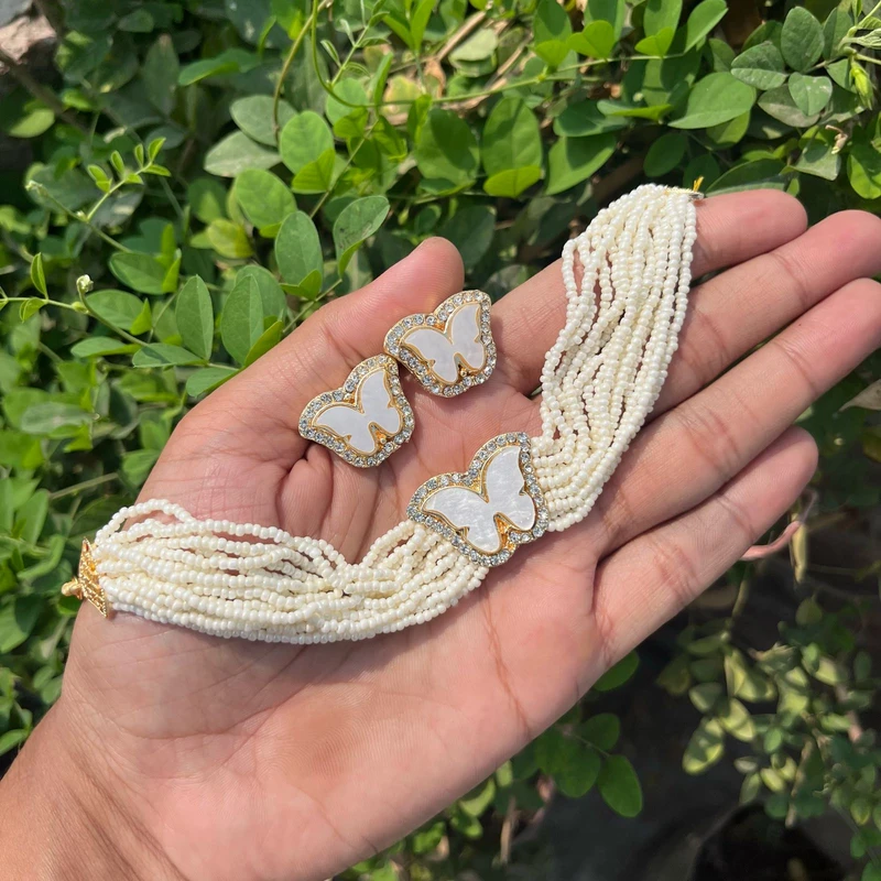 Small Pearl Jewellery Set