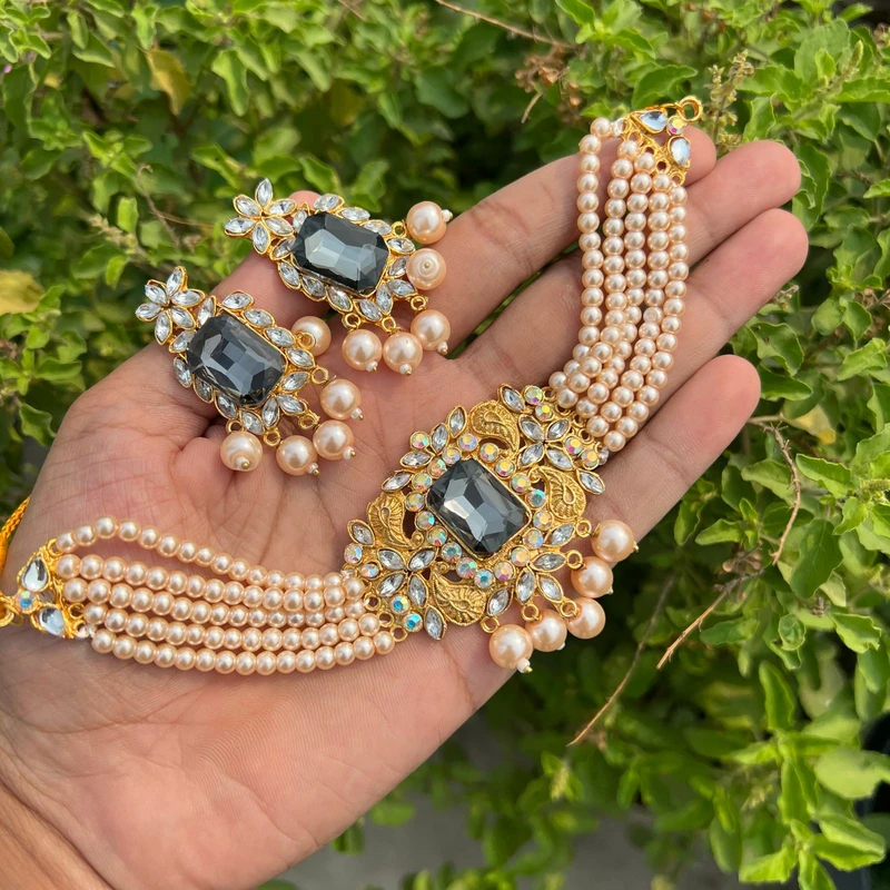 Kundan simple necklace - Image 4