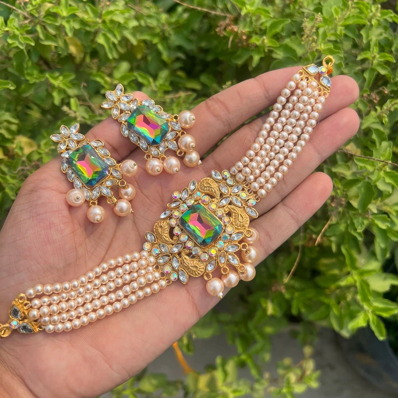 Kundan simple necklace - Image 5