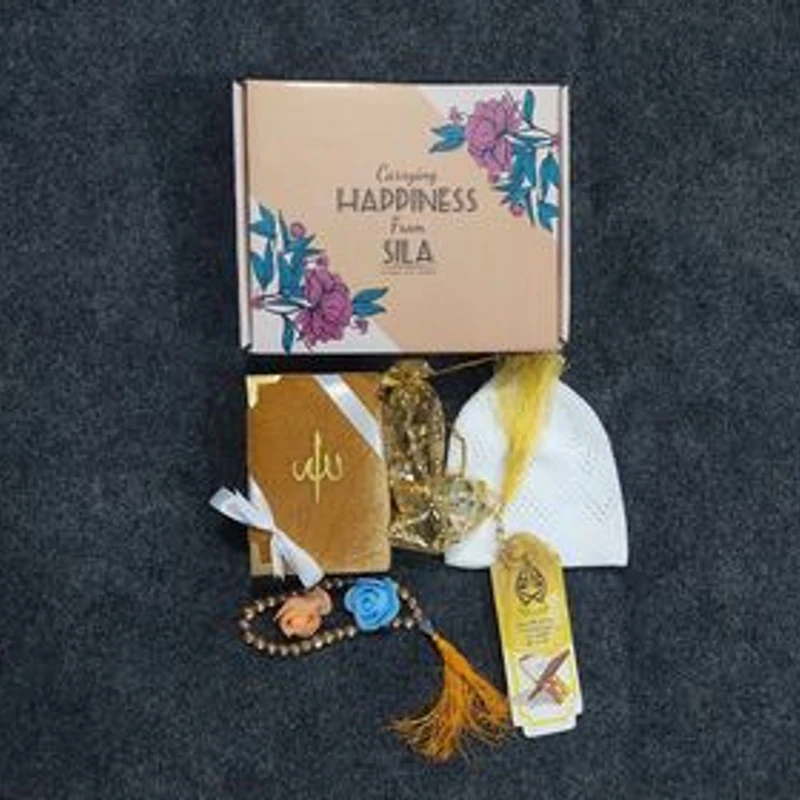 Mini Quran Gift Package Golden