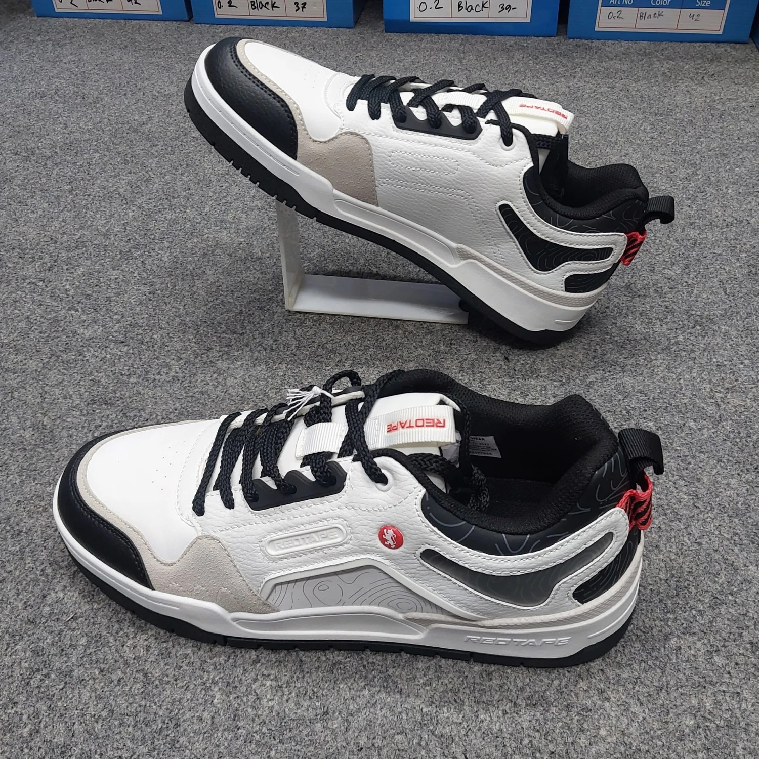 Red Tape Lifestyle Casual Sneakers (Black) - Image 5