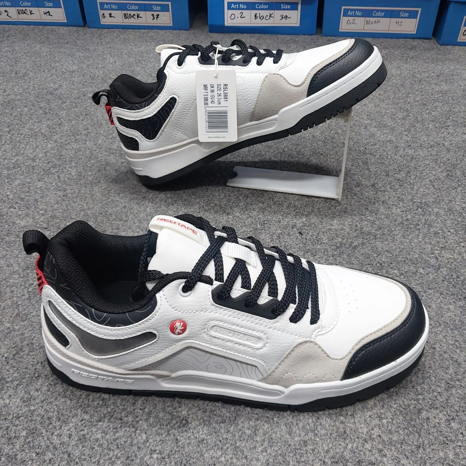 Red Tape Lifestyle Casual Sneakers (Black) - Image 6