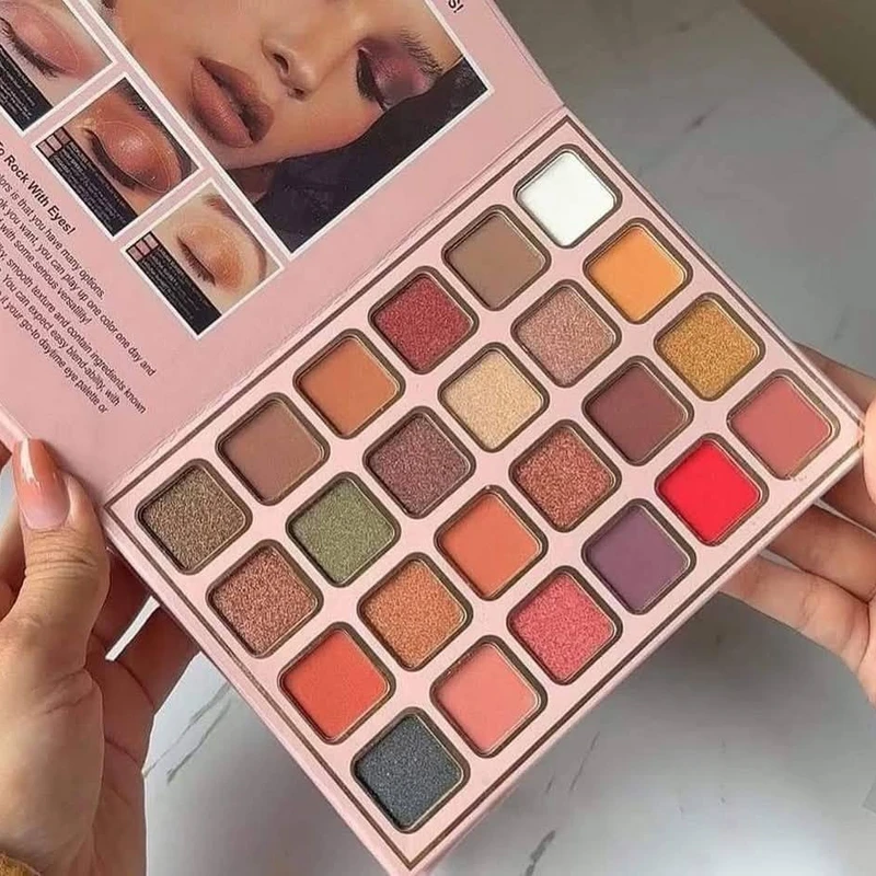 IGOODCO Fashion 5 In 1 Makeup Book Palette - Image 3