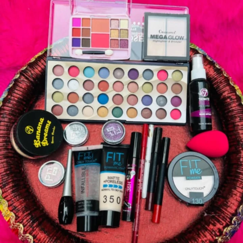 Mini Makeup Combo Package