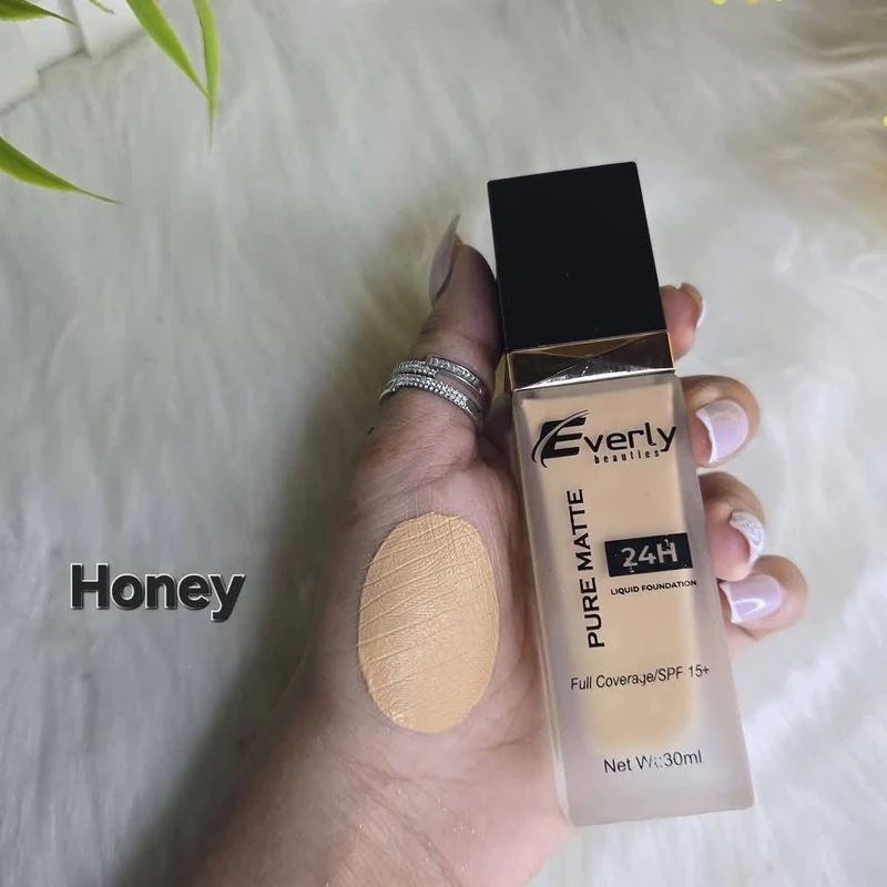 Everly Beauties Full Coverage Foundation - Image 3