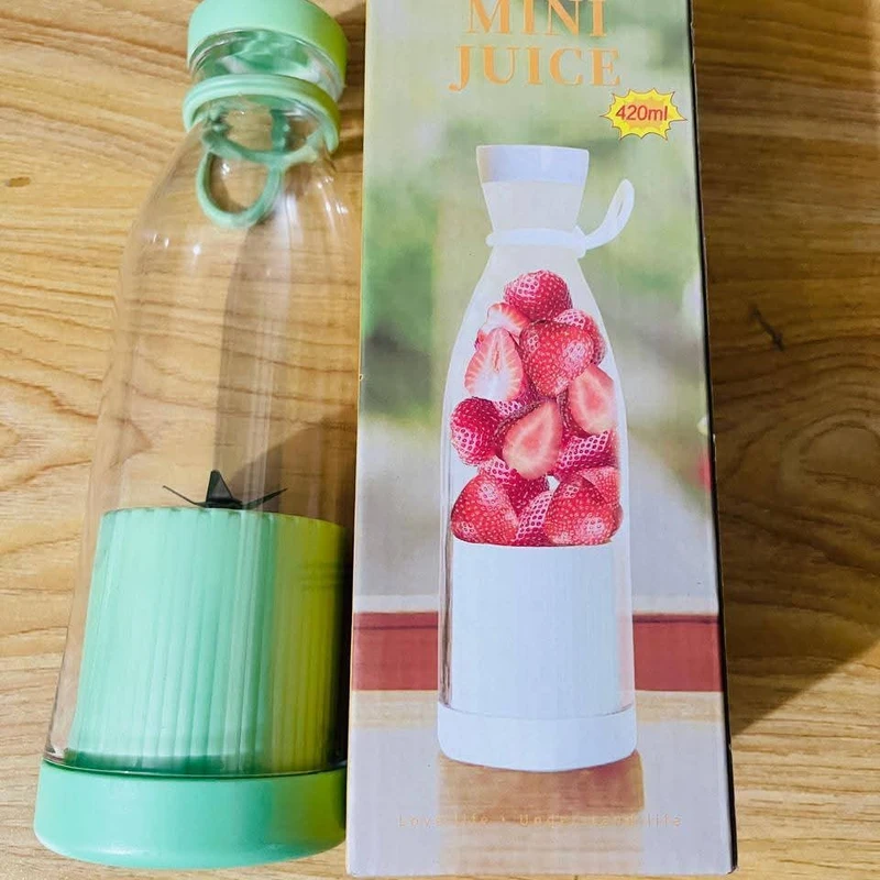 ফ্রুট জুসার