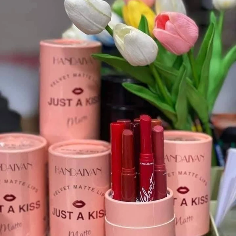 Handiyan Just a Kiss Lipstick - Image 8
