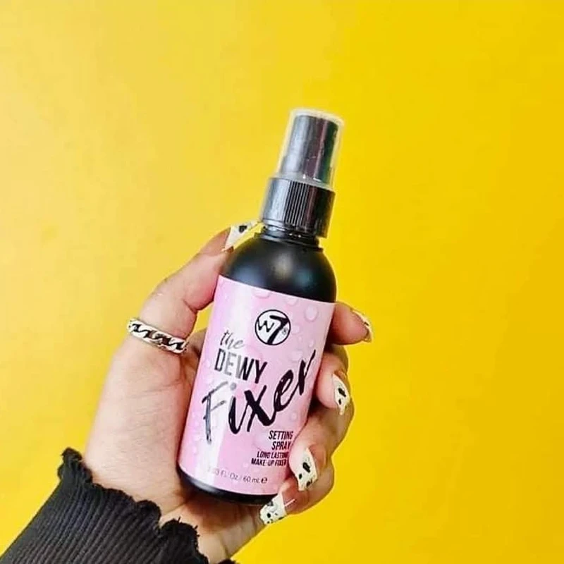 W7 The Dewy Fixer Setting Spray - Image 3