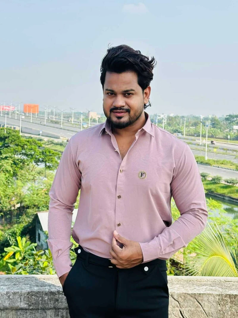 𝗦𝘁𝗼𝗻𝗲 𝗪𝗼𝗿𝗸 𝗙𝘂𝗹𝗹 𝗦𝗹𝗲𝗲𝘃𝗲 𝗦𝗵𝗶𝗿𝘁 (Bronze) - Image 1