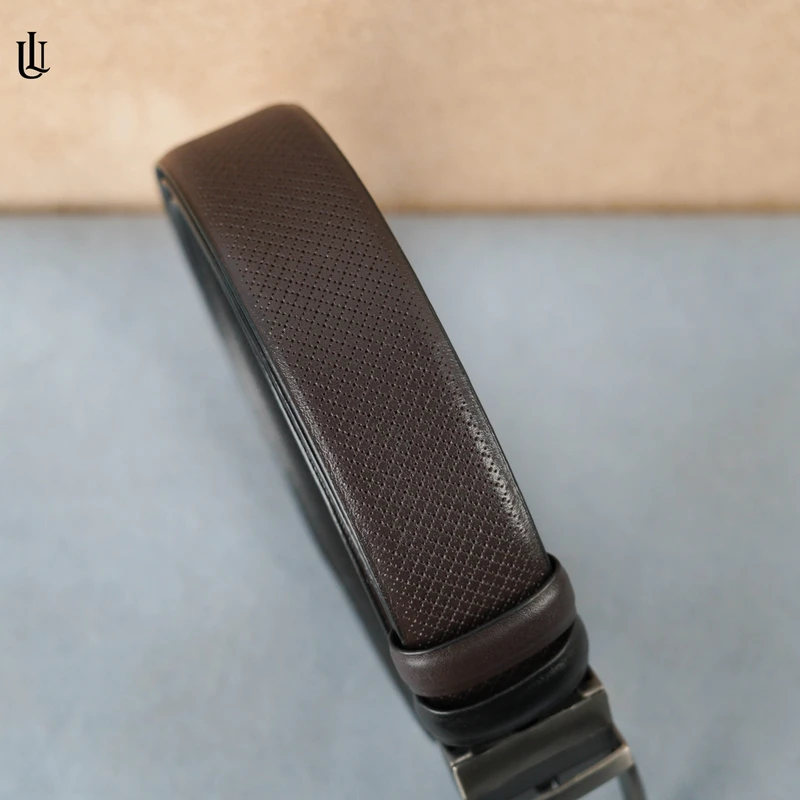 Axel Cross Dot Pattern Belt – Dual Tone Moving Brockless - Image 6