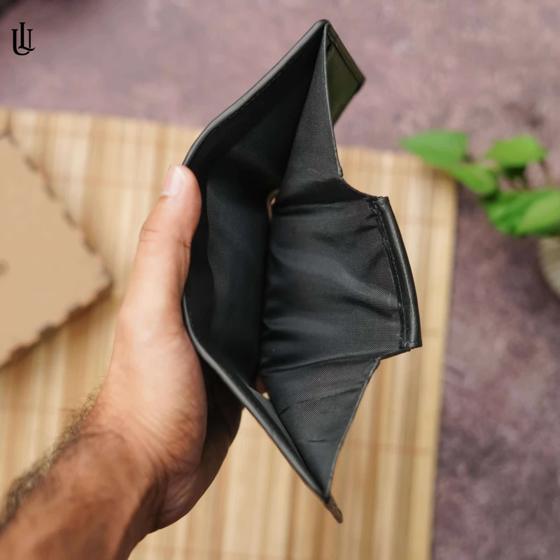 Edd Trifold Wallet – Black - Image 3