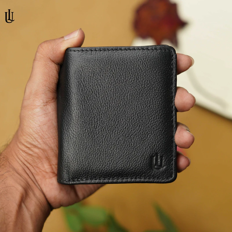 Matt Mini Wallet – Black