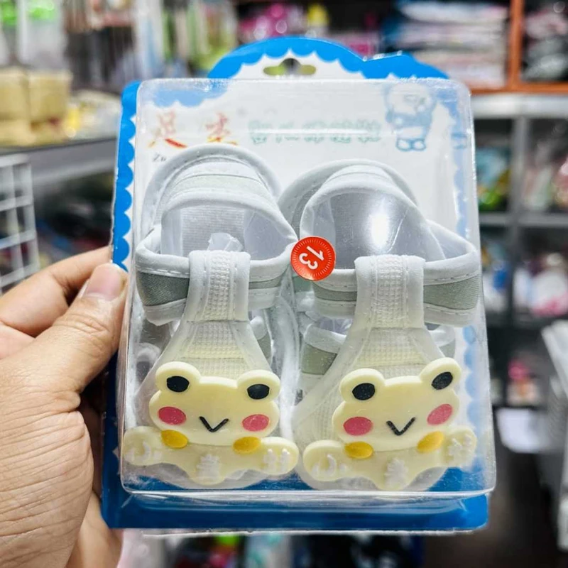 1. Lovely Cartoon Soft Crib Sandals ০-১২মাস ফ্রি সাইজ