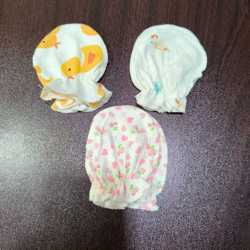 Multi Colour Hat Muja