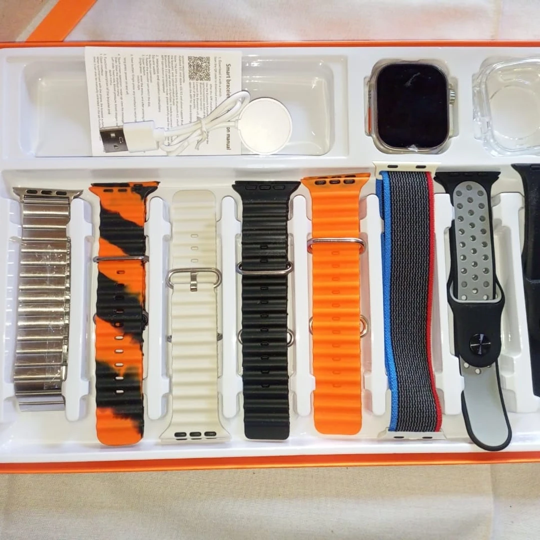 Y80 Ultra Smartwatch With 8 Strap - Image 3